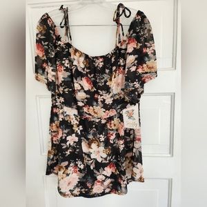 On- or off-shoulder elastic neckline mesh top size XL